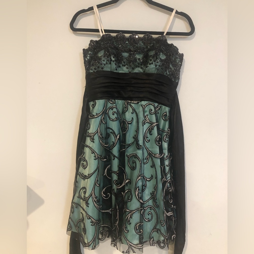 Blondie Nites Sea green and black size 3 strapless dress